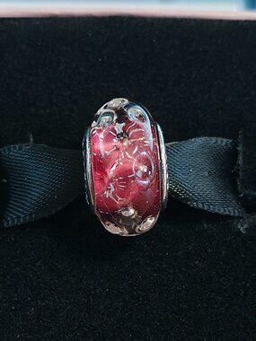 Authentic Pandora Wavy Pink Murano Glass Charm – 798872C00 Sterling Silver